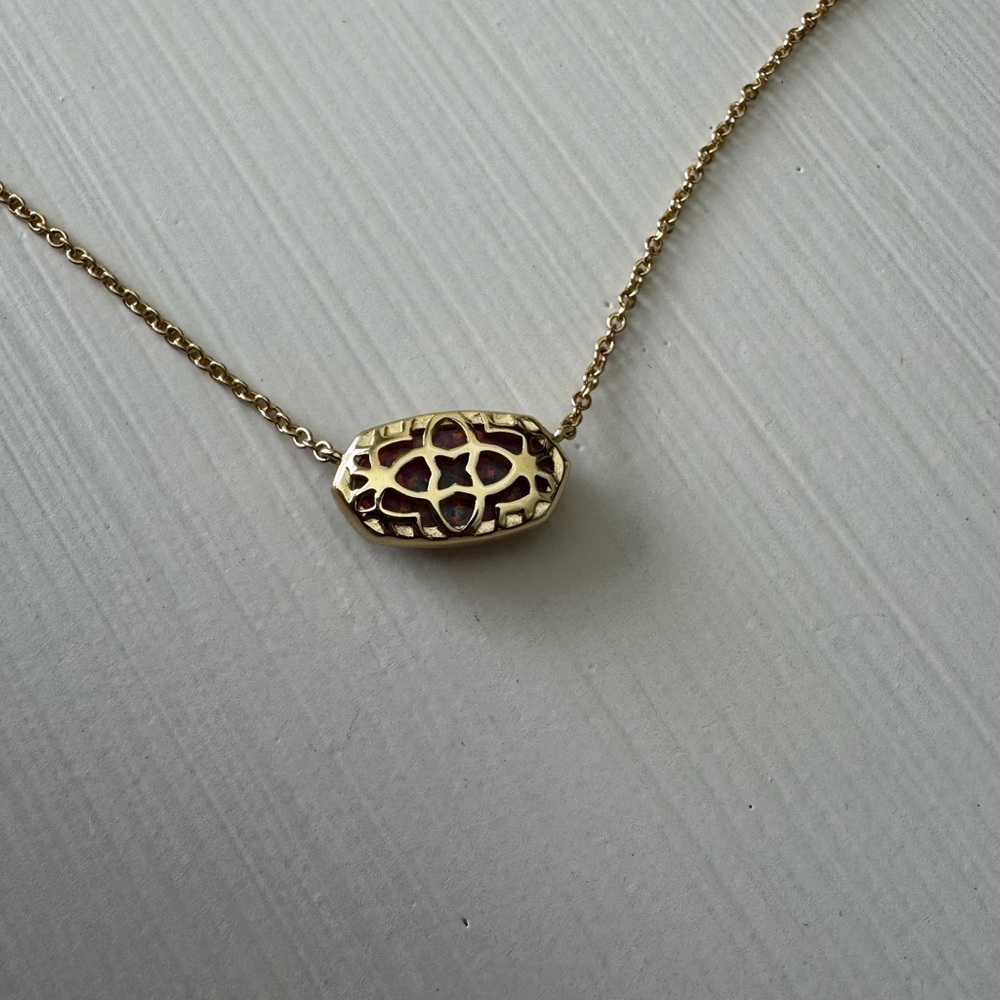 Kendra Scott Elisa Gold Necklace with Lilac Opal Stone - Picture 4 of 8